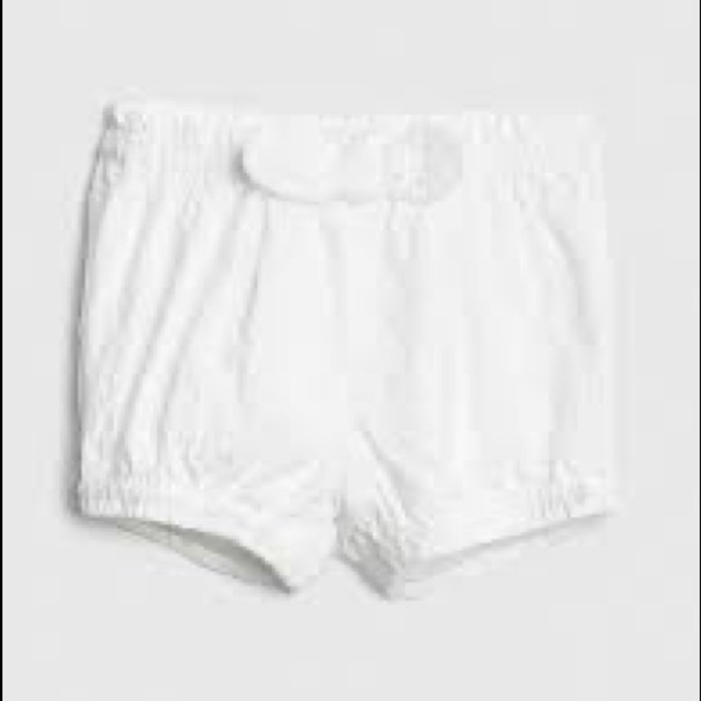 Gap eyelet shorts